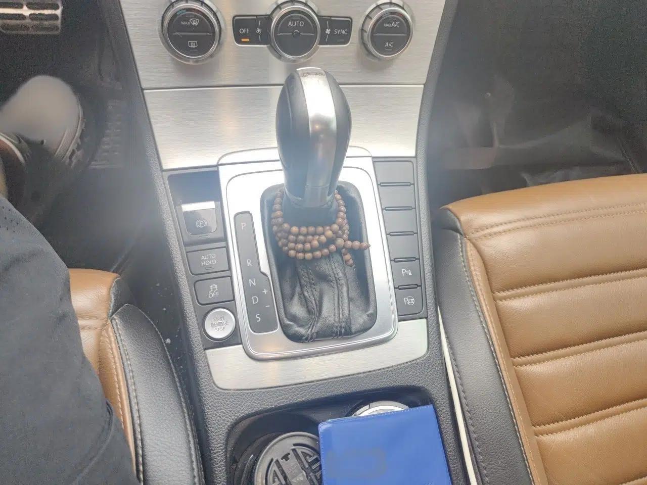 Volkswagen FAW-Volkswagen CC 2016 1.8TSI Luxury Model — миниатюра 20