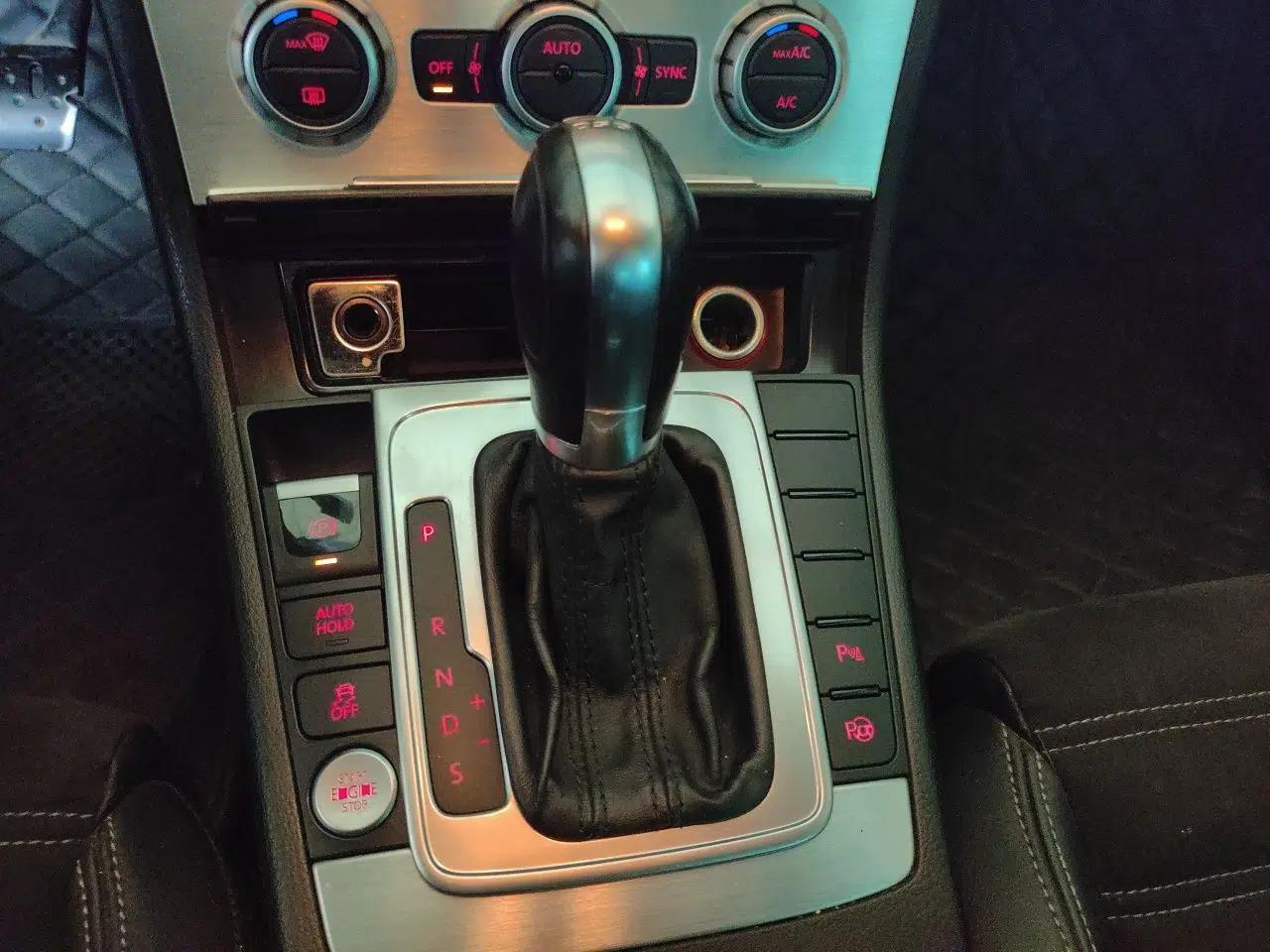 Volkswagen FAW-Volkswagen CC 2015 2.0 TSI Luxury Model — миниатюра 14