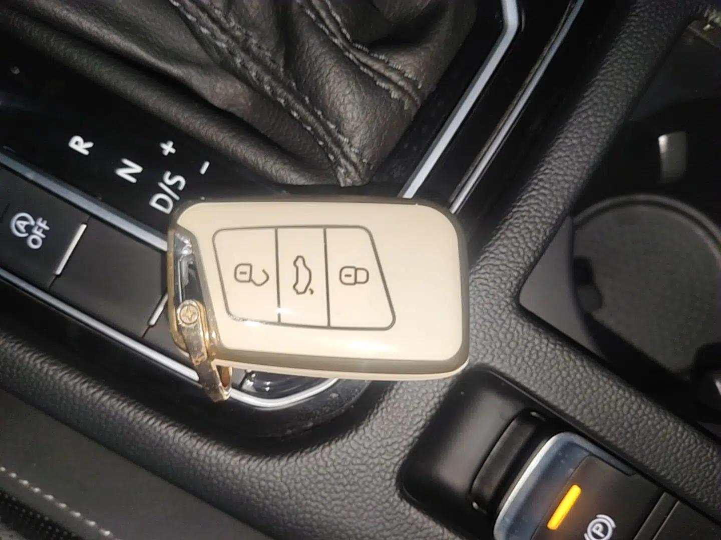 Volkswagen FAW-Volkswagen CC 2021 Estate Car 380TSI Vizion Edition — миниатюра 28