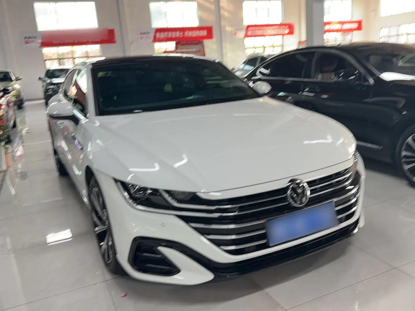 Volkswagen FAW-Volkswagen CC 2023 330TSI Ignite Edition — миниатюра 3