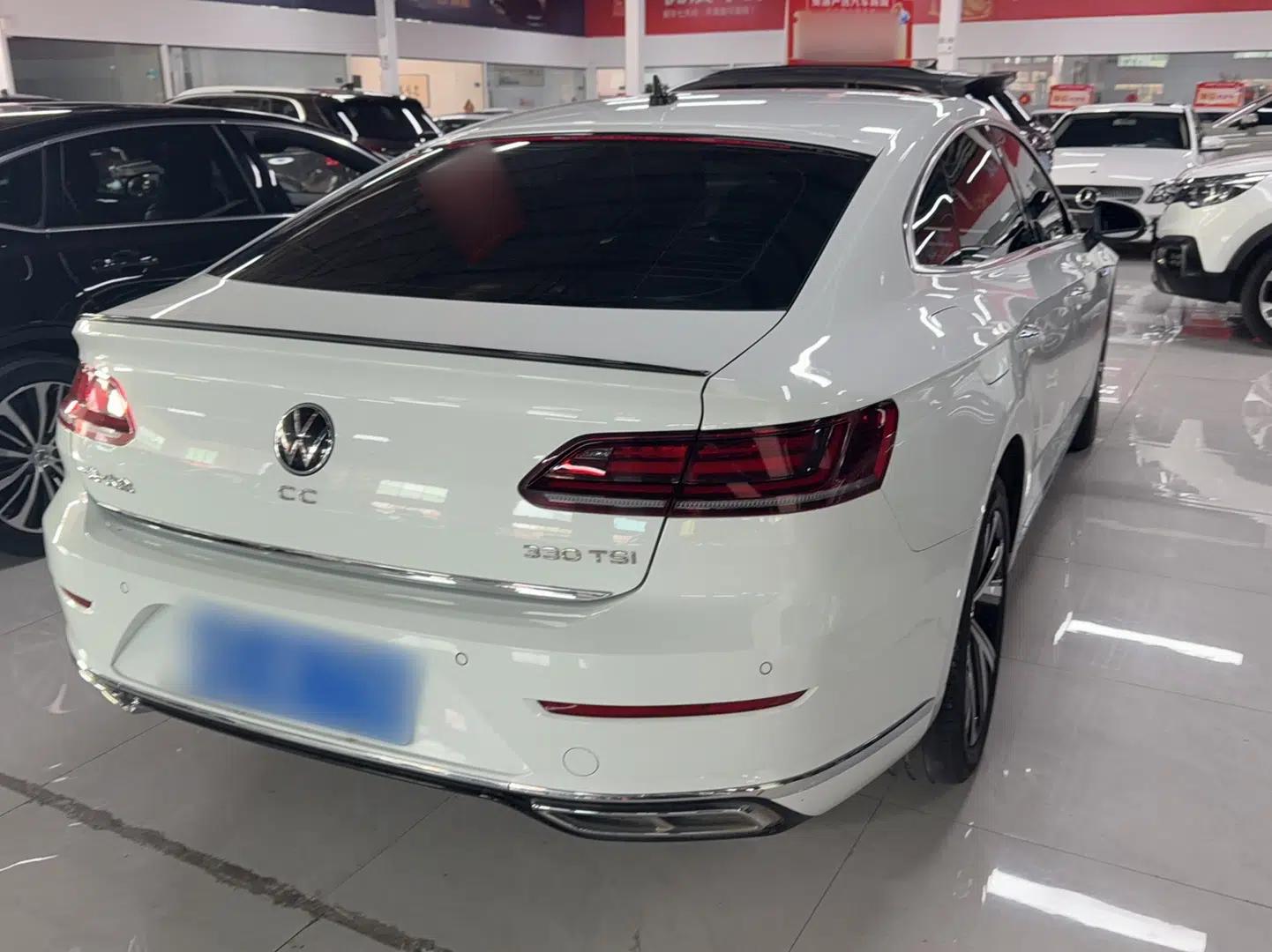 Volkswagen FAW-Volkswagen CC 2023 330TSI Ignite Edition — миниатюра 4