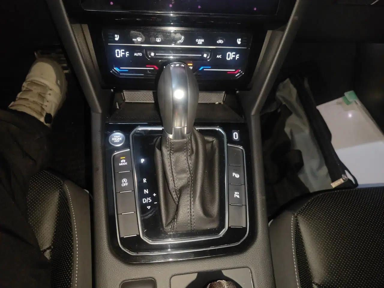 Volkswagen FAW-Volkswagen CC 2024 Estate Car 380TSI VarioPak Edition — миниатюра 14