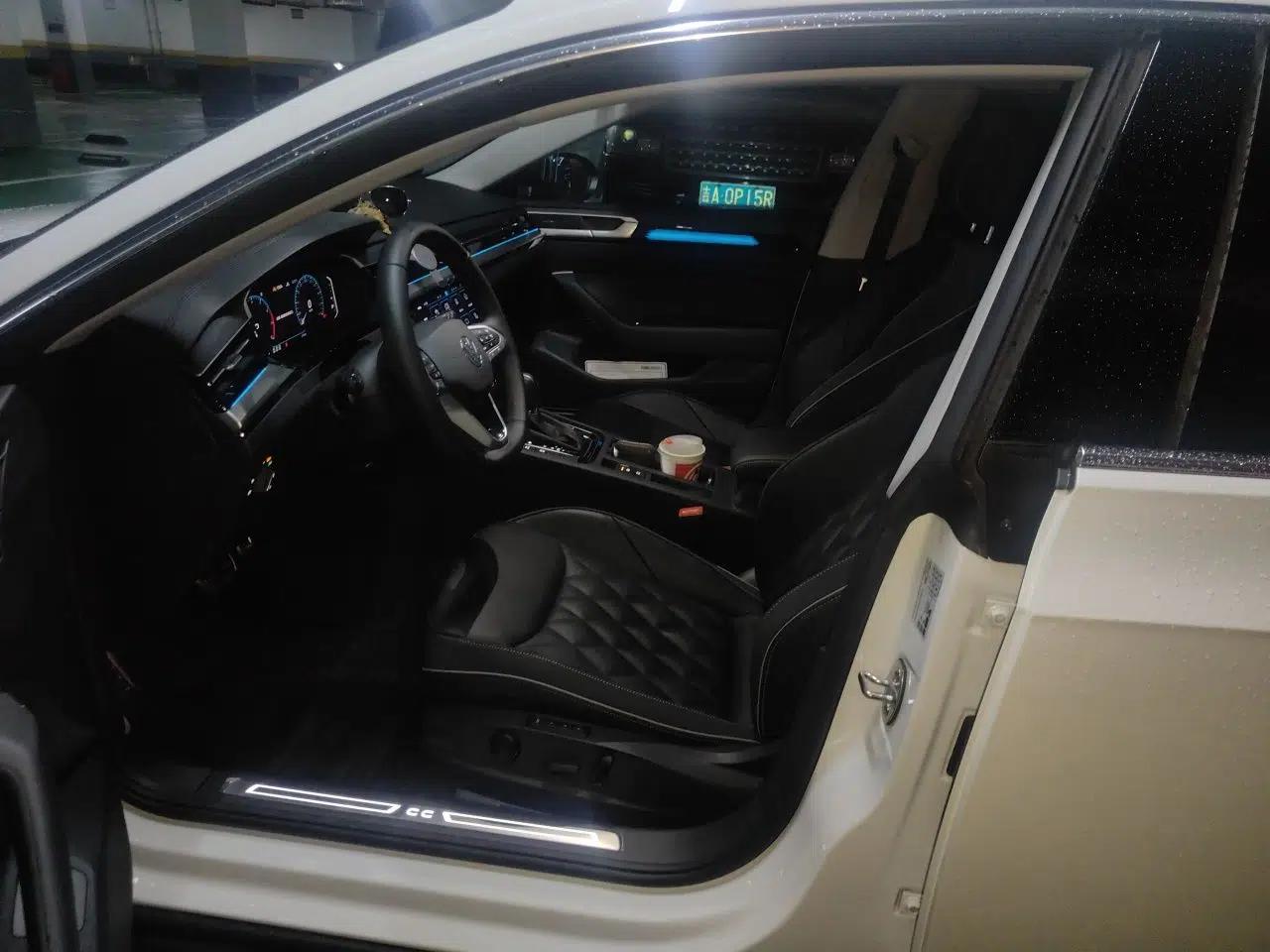 Volkswagen FAW-Volkswagen CC 2024 Estate Car 380TSI VarioPak Edition — миниатюра 15