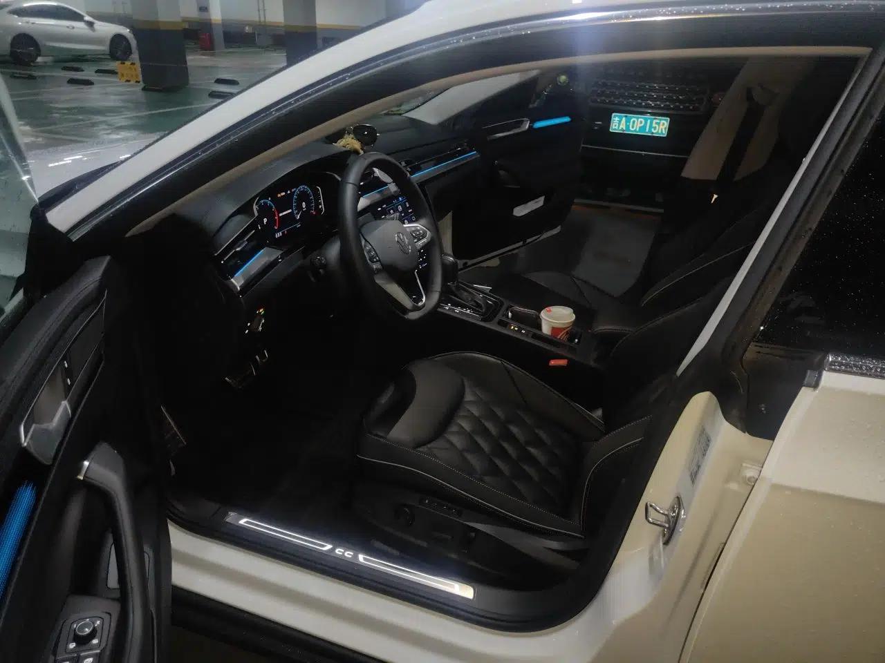 Volkswagen FAW-Volkswagen CC 2024 Estate Car 380TSI VarioPak Edition — миниатюра 16