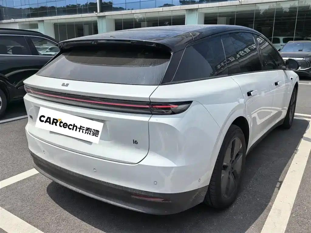 Li Auto i6 2025 Two-Wheel Drive Standard Edition — миниатюра 8