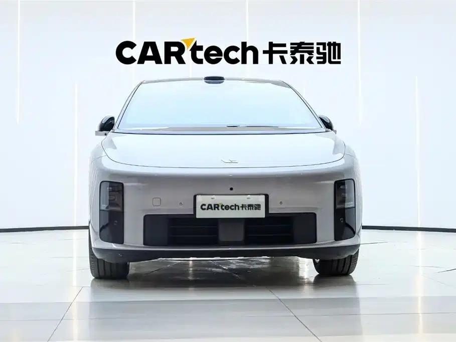 Li Auto i6 2025 Two-Wheel Drive Standard Edition — миниатюра 2