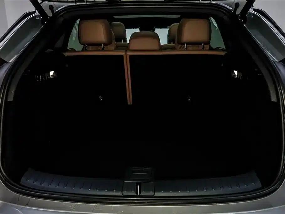 Li Auto i6 2025 Two-Wheel Drive Standard Edition — миниатюра 10