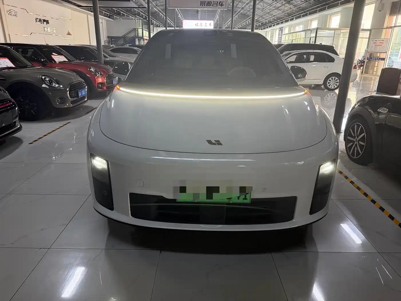 Li Auto i6 2025 AWD Standard Edition — миниатюра 4