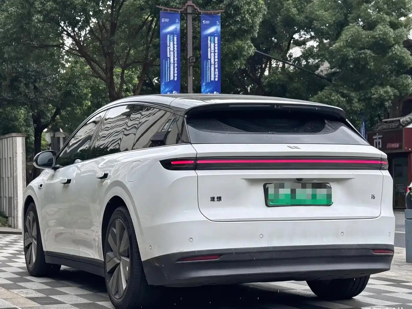 Li Auto i6 2025 Two-Wheel Drive Standard Edition — миниатюра 5