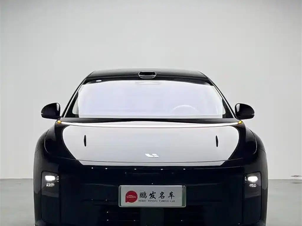 Li Auto i8 2025 Standard Edition — миниатюра 2