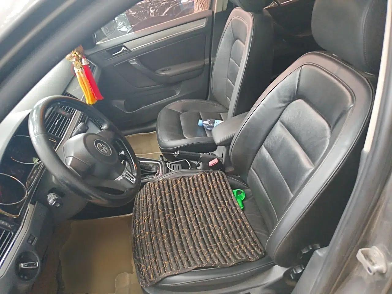 Volkswagen Bora 2013 1.6L Automatic Comfort Model — миниатюра 15