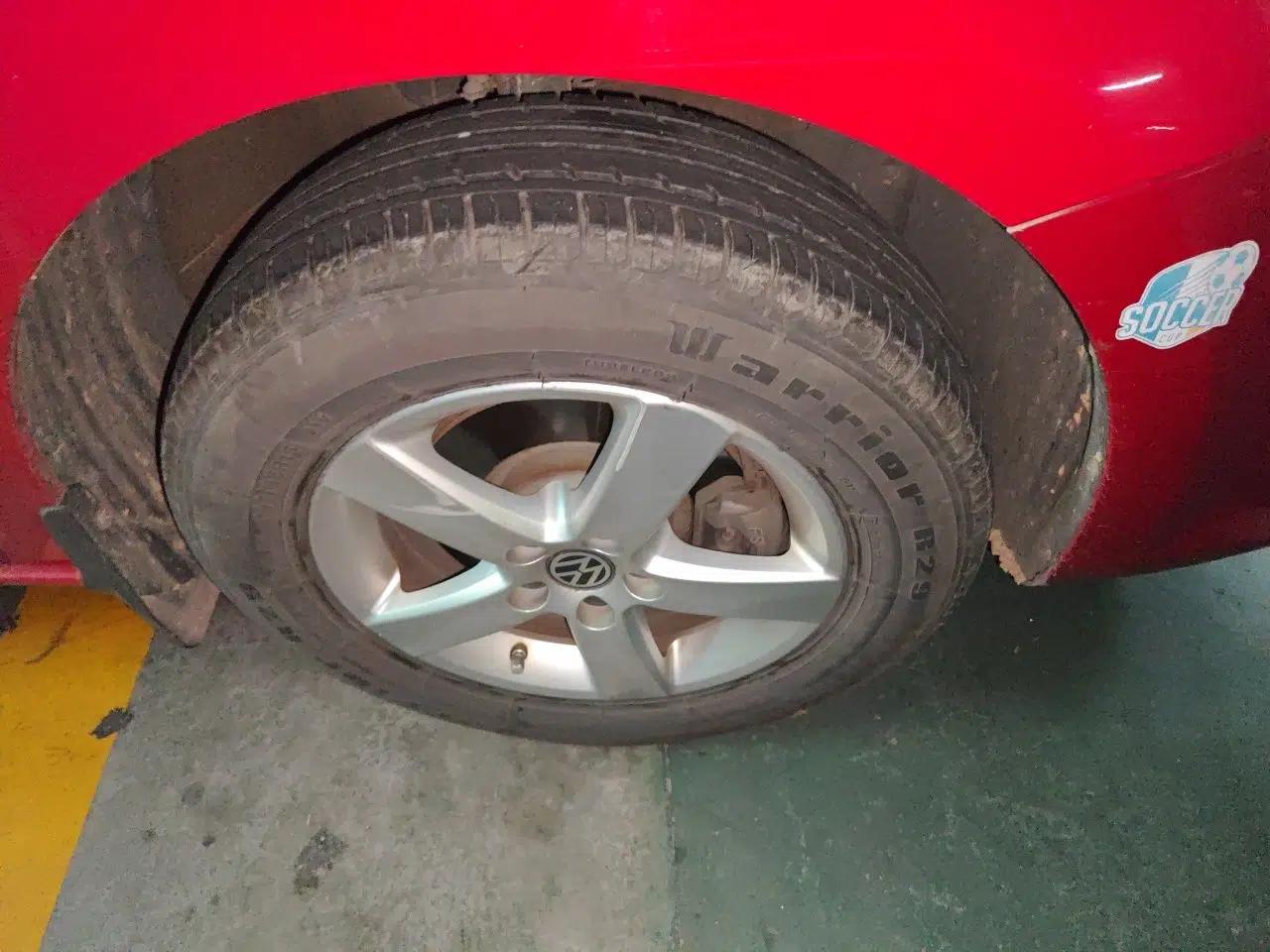 Volkswagen Bora 2012 1.6L Automatic Fashion Edition — миниатюра 8