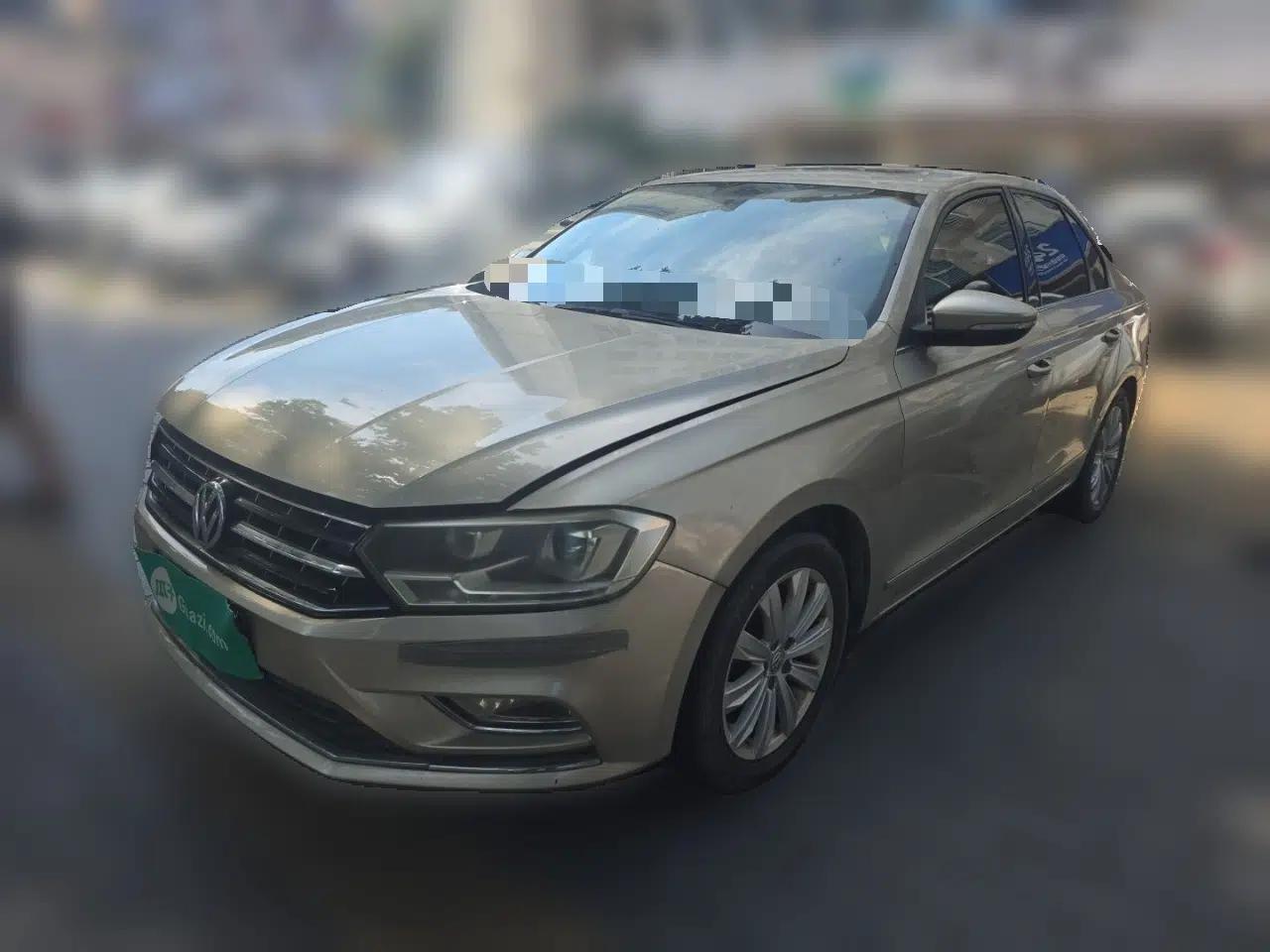 Volkswagen Bora 2018 1.5L Automatic Comfort Model — миниатюра 1