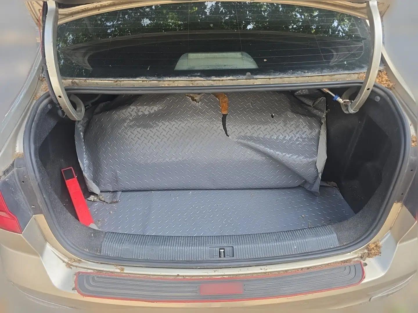 Volkswagen Bora 2018 1.5L Automatic Comfort Model — миниатюра 19