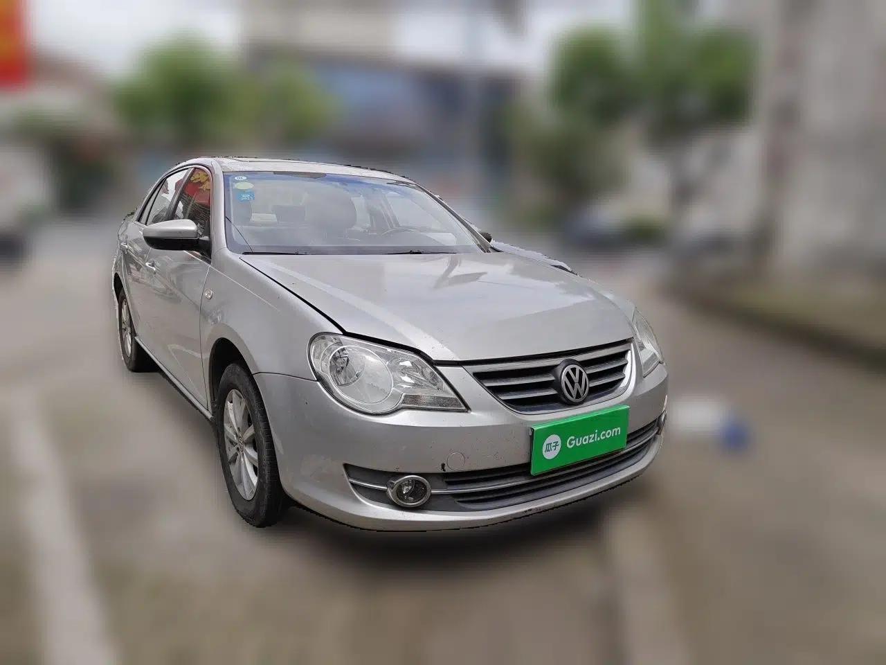 Volkswagen Bora 2011 1.6L Automatic Comfort Model — миниатюра 3