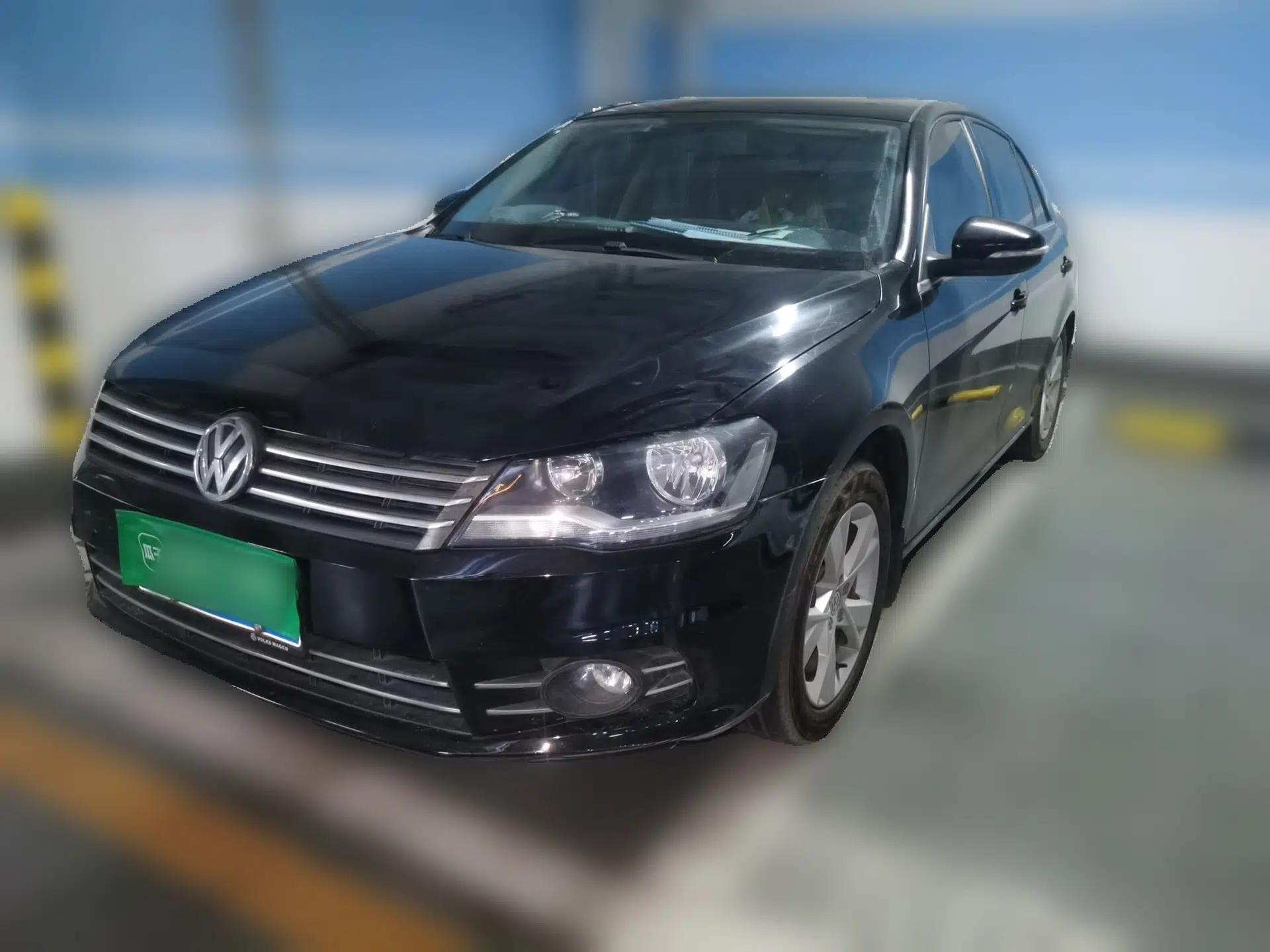 Volkswagen Bora 2013 1.6L Automatic Comfort Model — миниатюра 1