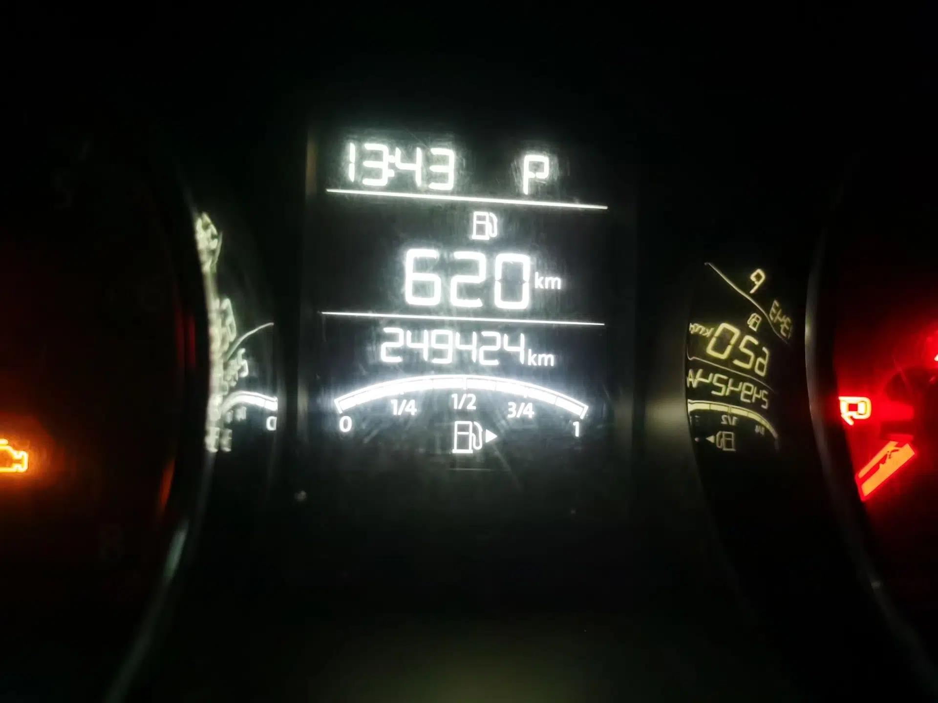 Volkswagen Bora 2013 1.6L Automatic Comfort Model — миниатюра 12