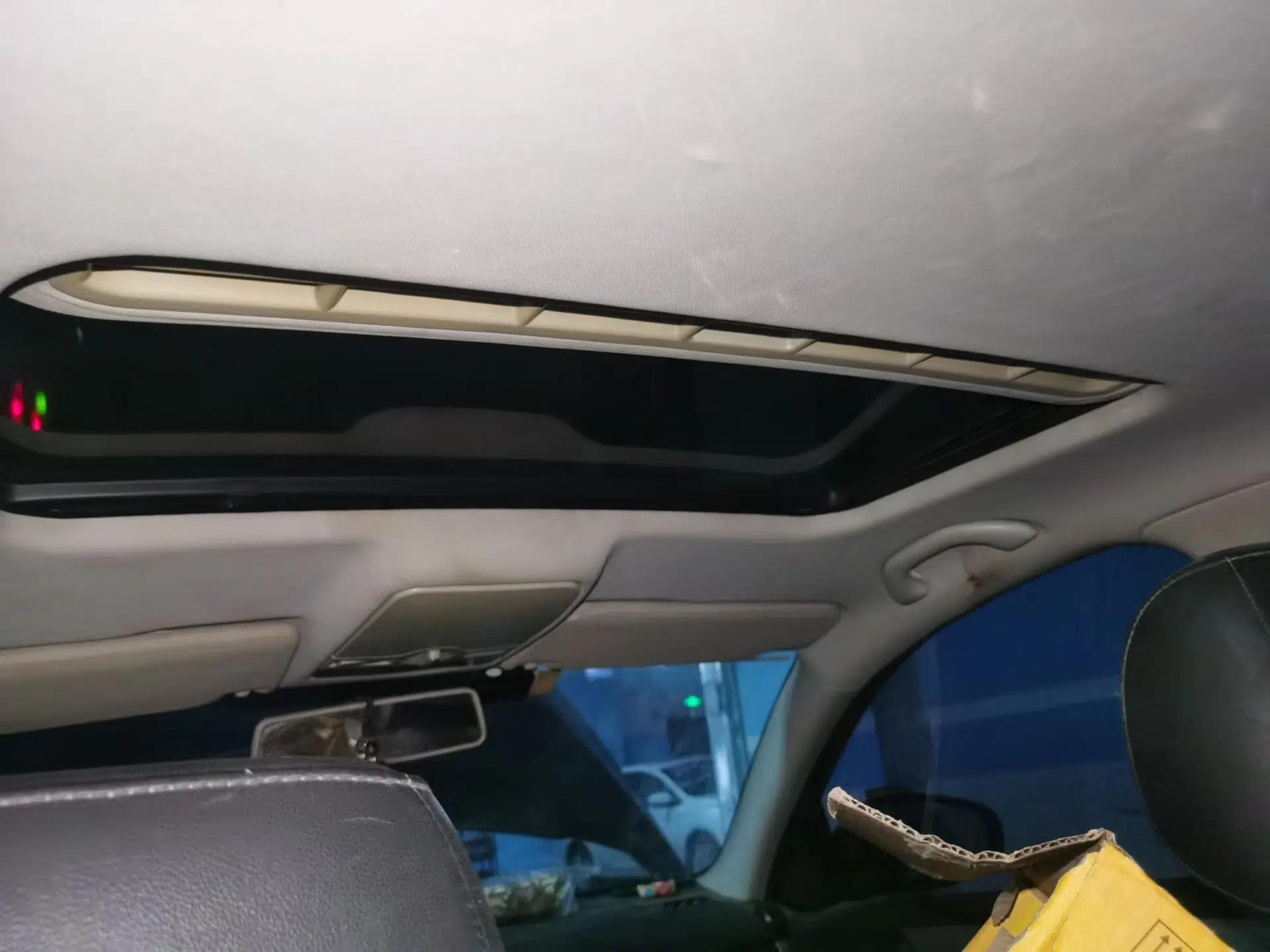 Volkswagen Bora 2013 1.6L Automatic Comfort Model — миниатюра 18
