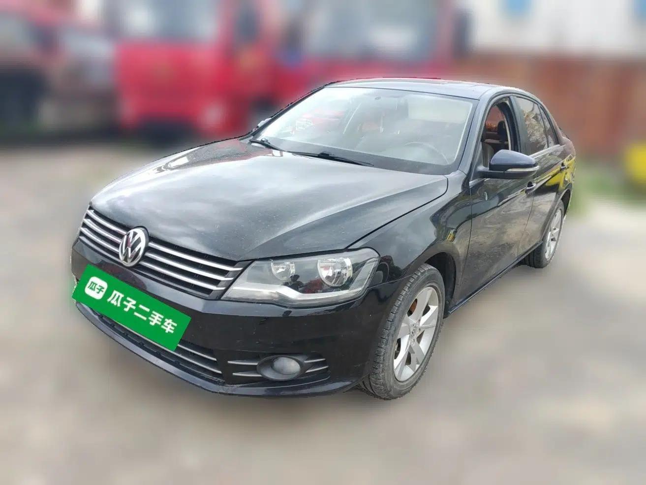 Volkswagen Bora 2014 1.6L Manual Comfort Model — миниатюра 1