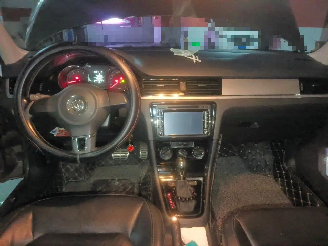 Volkswagen Bora 2014 1.6L Automatic Comfort Model — миниатюра 18