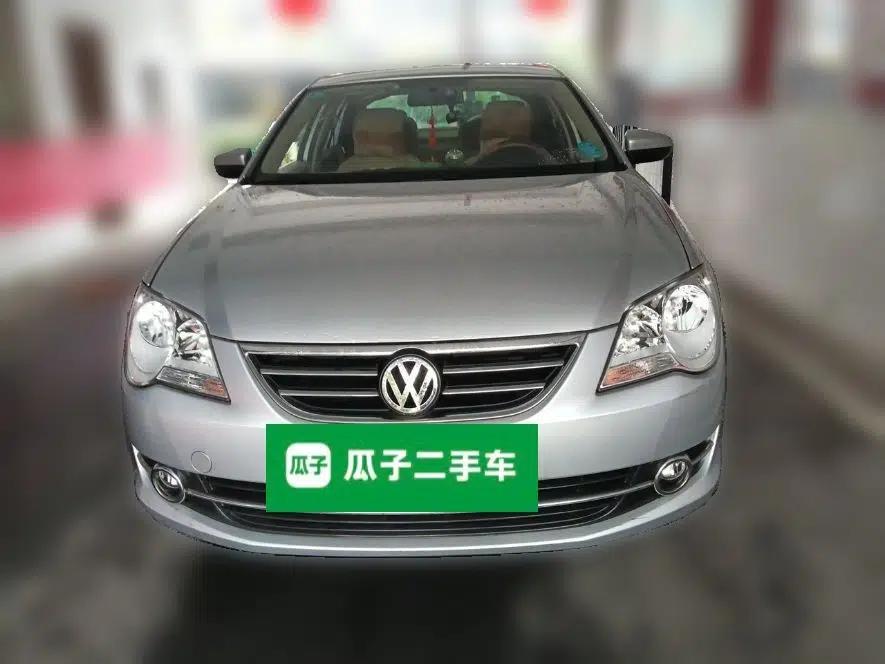 Volkswagen Bora 2011 1.6L Manual Comfort Version — миниатюра 2