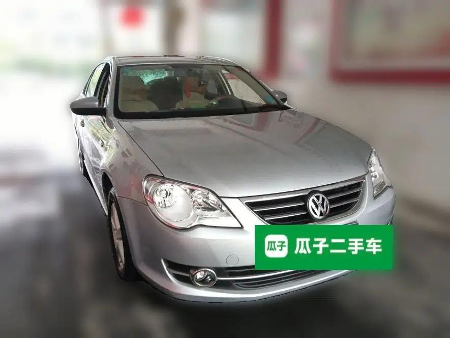 Volkswagen Bora 2011 1.6L Manual Comfort Version — миниатюра 3