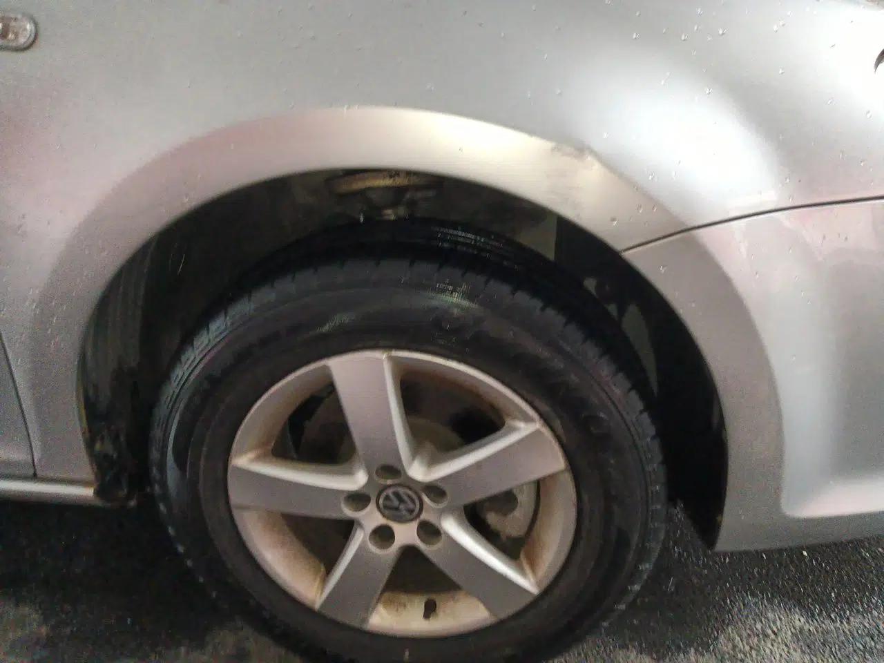 Volkswagen Bora 2011 1.6L Manual Comfort Version — миниатюра 8