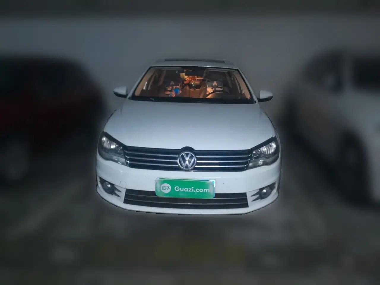 Volkswagen Bora 2013 1.6L Automatic Comfort Model — миниатюра 2