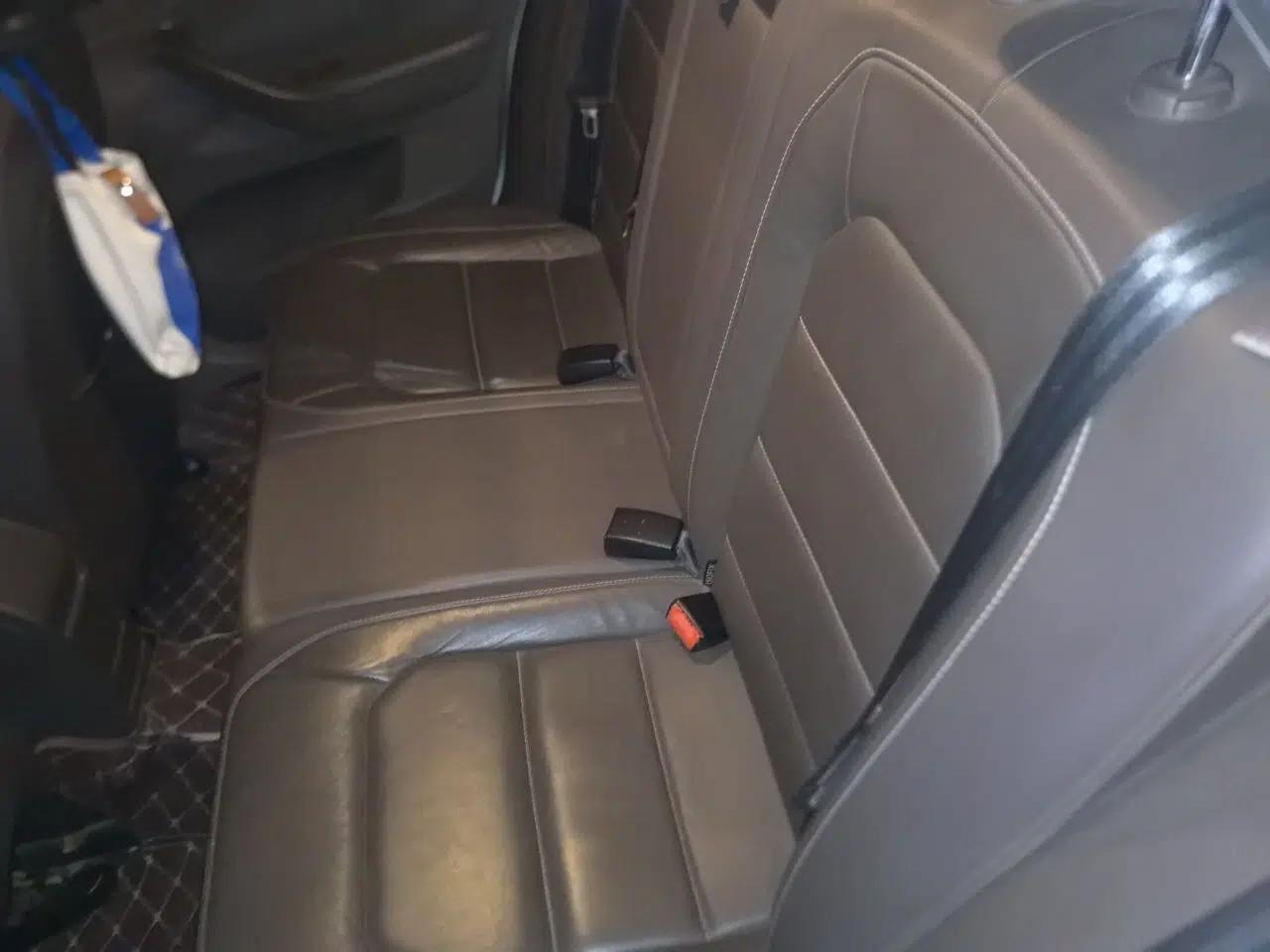 Volkswagen Bora 2013 1.6L Automatic Comfort Model — миниатюра 17