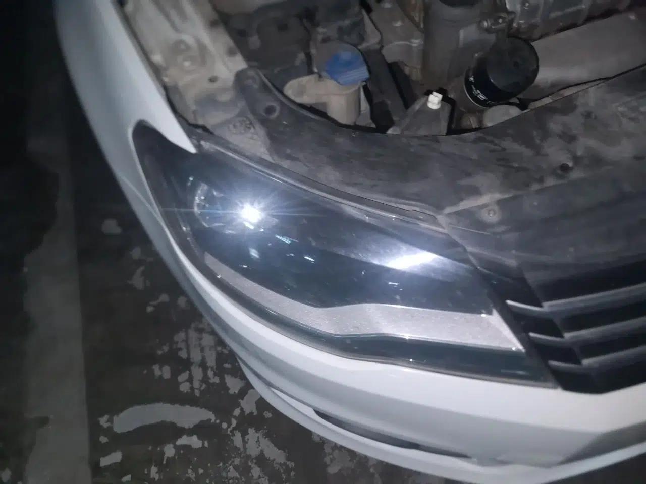 Volkswagen Bora 2013 1.6L Automatic Comfort Model — миниатюра 7