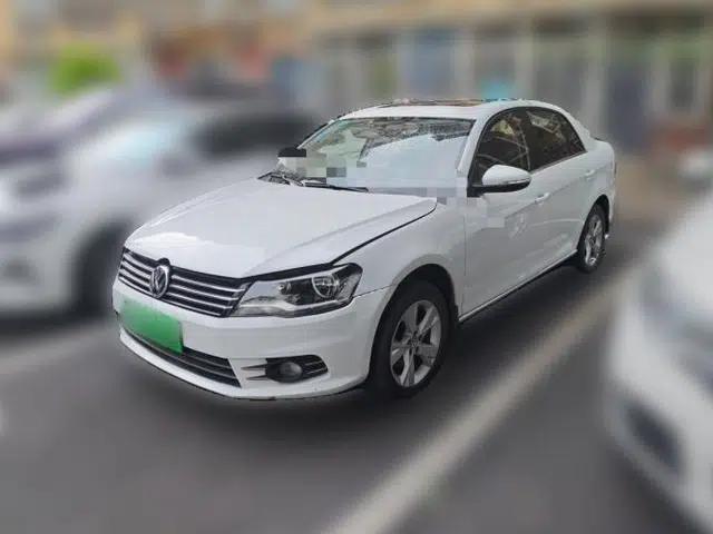 Volkswagen Bora 2015 Value Edition 1.6L Automatic Comfort Version