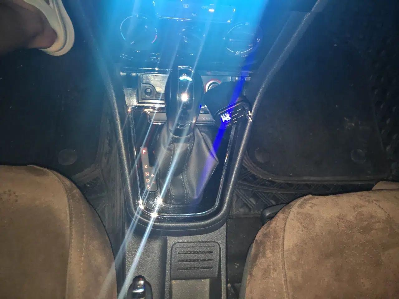 Volkswagen Bora 2019 Bora Legend 1.5L Automatic Leading Model China VI Standard — миниатюра 14