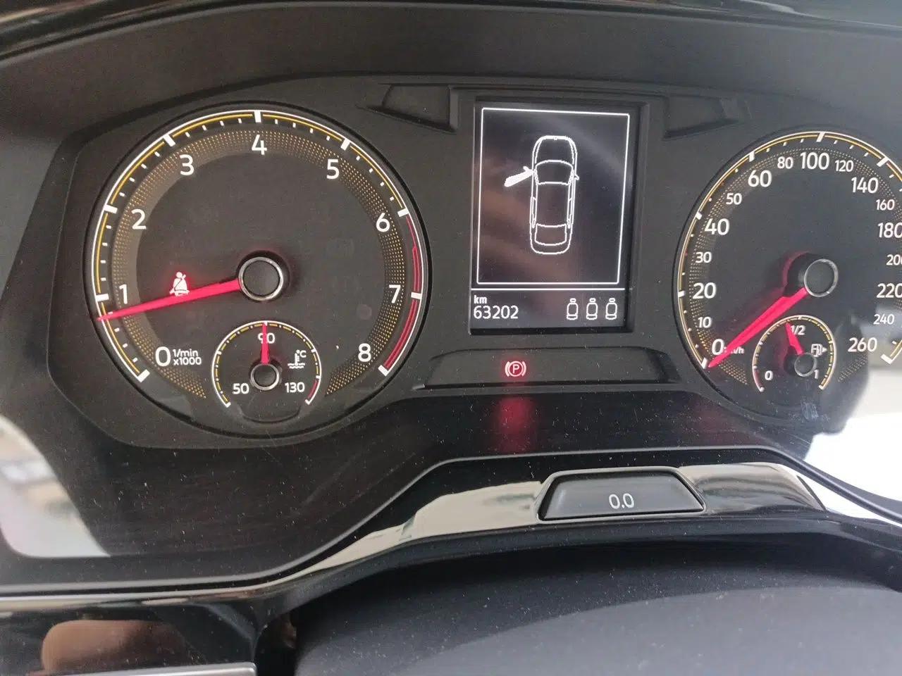 Volkswagen Bora 2020 1.5L Manual Comfort Version — миниатюра 11