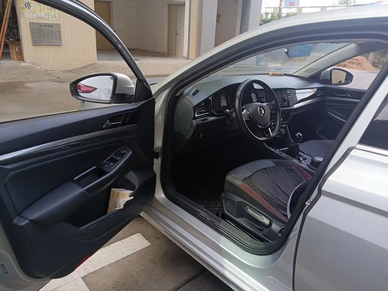 Volkswagen Bora 2020 1.5L Manual Comfort Version — миниатюра 19