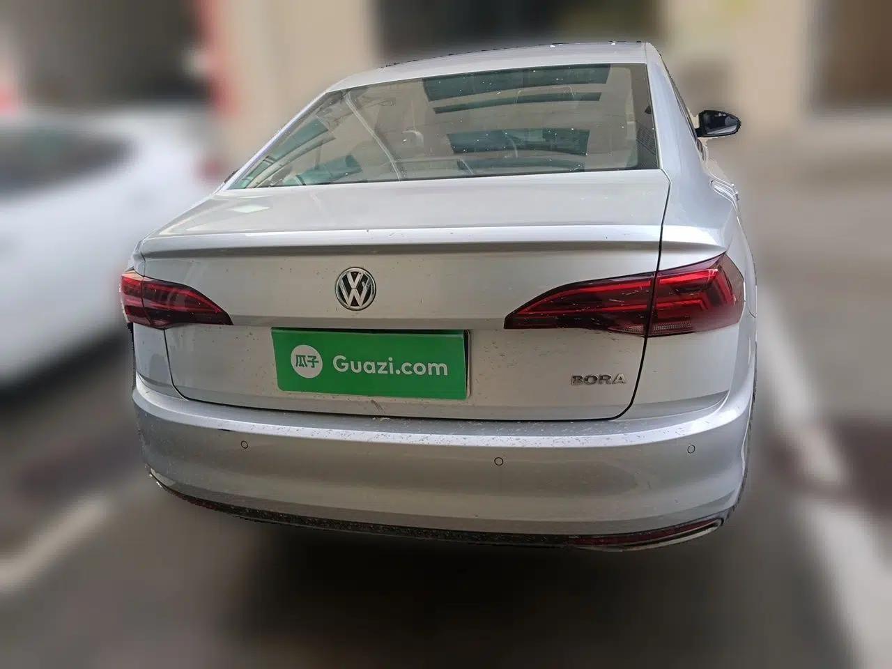 Volkswagen Bora 2020 1.5L Manual Comfort Version — миниатюра 5