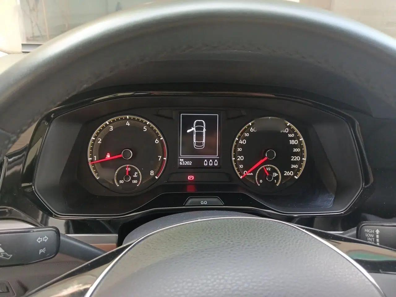 Volkswagen Bora 2020 1.5L Manual Comfort Version — миниатюра 10
