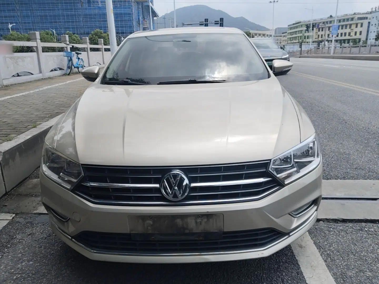 Volkswagen Bora 2017 1.6L Automatic Comfort Model — миниатюра 2
