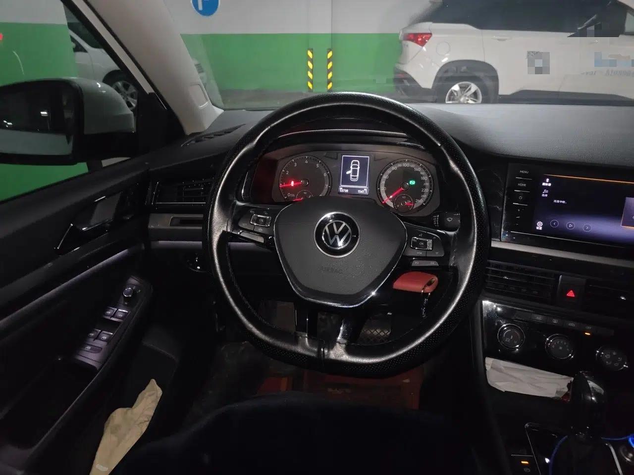 Volkswagen Bora 2021 1.5L Automatic Comfort Smart Connect Edition — миниатюра 10