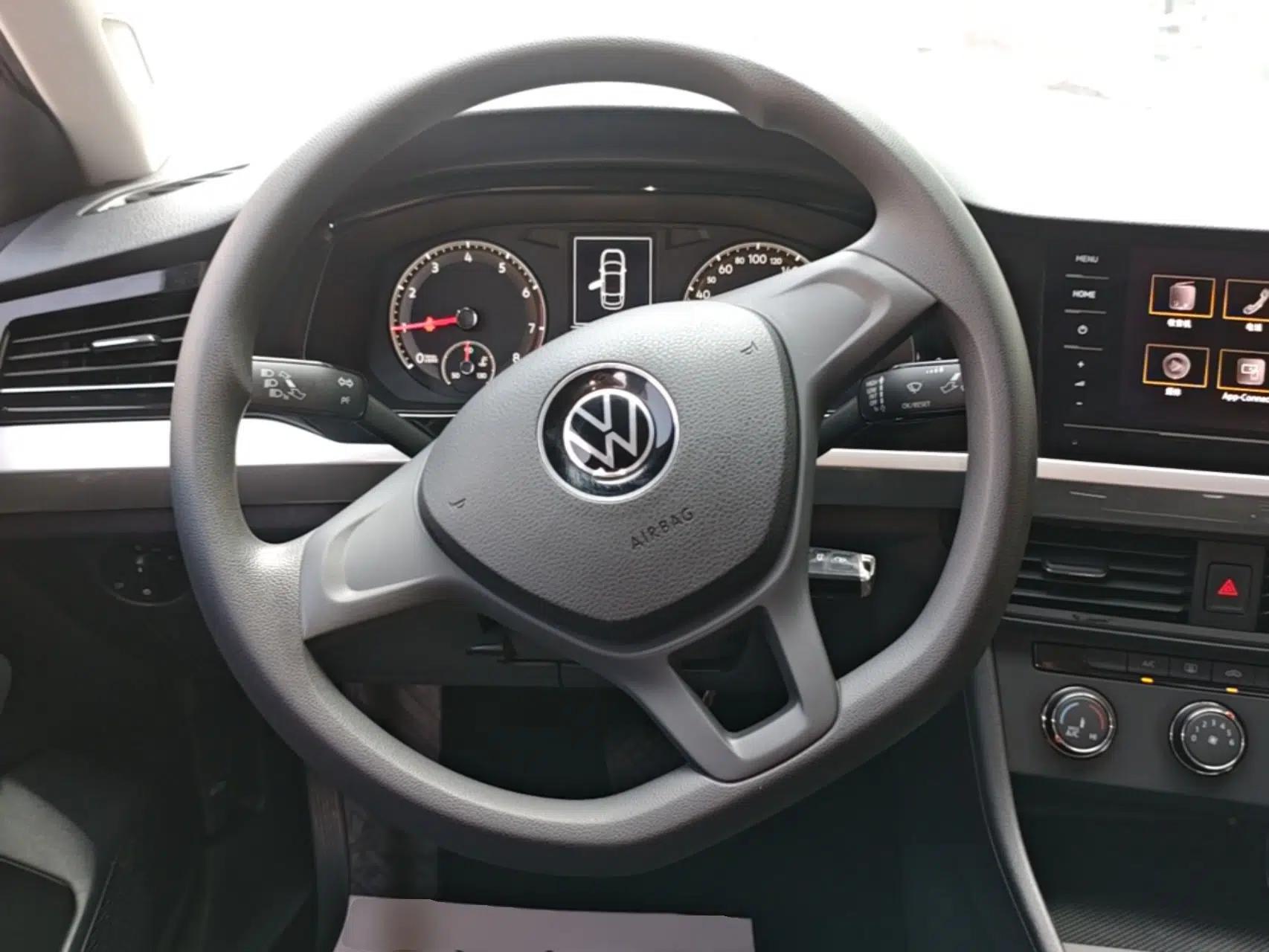 Volkswagen Bora 2021 1.5L Automatic Fashionable Smart Connectivity Version — миниатюра 18