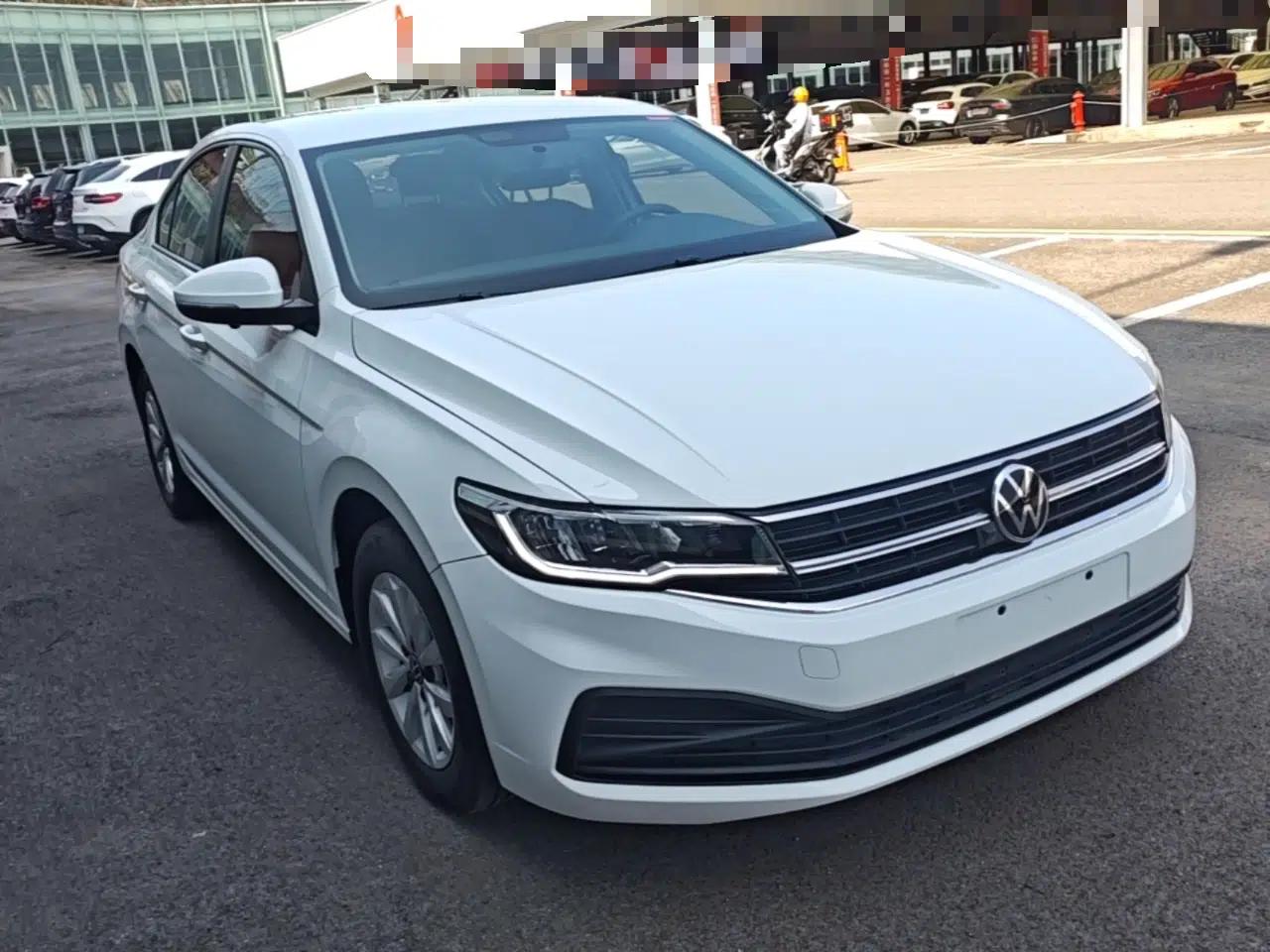 Volkswagen Bora 2021 1.5L Automatic Fashionable Smart Connectivity Version — миниатюра 3