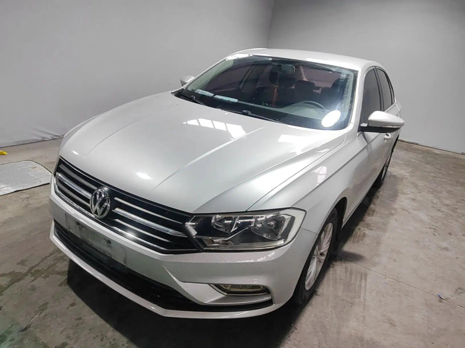 Volkswagen Bora 2017 1.6L Automatic Fashion Model — миниатюра 1