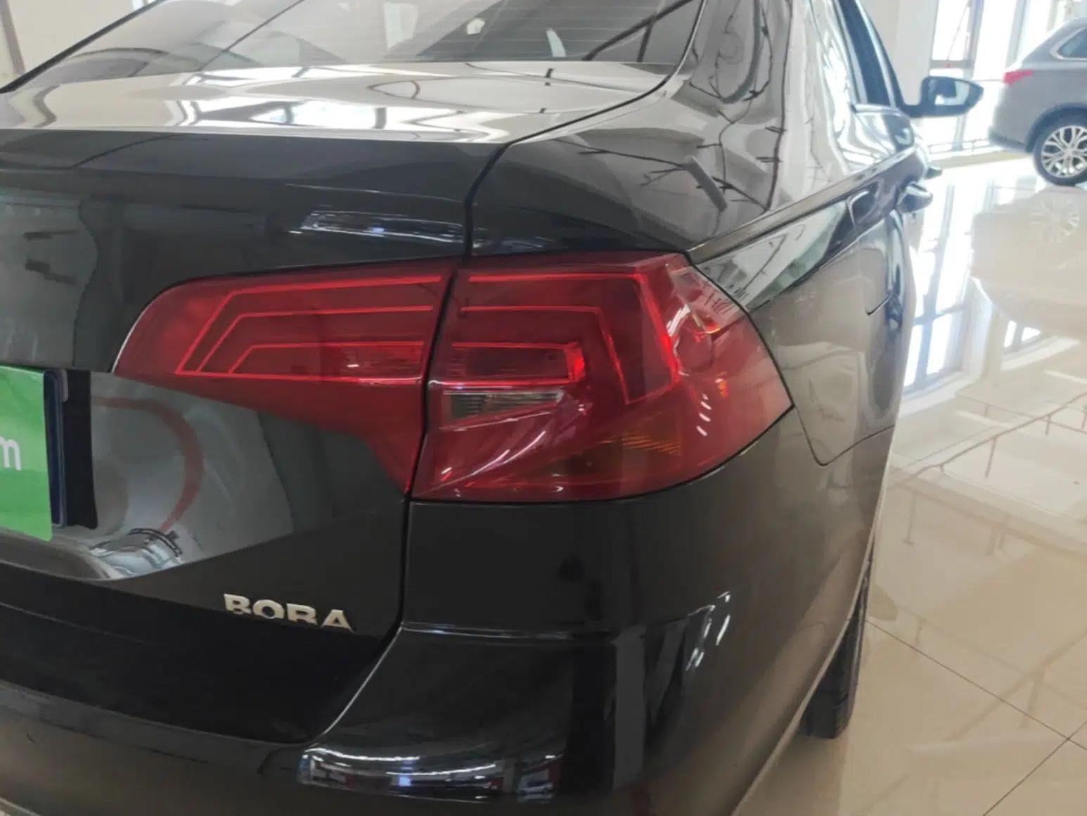 Volkswagen Bora 2019 Facelift Bora·Legend 1.5L Automatic Fashion Edition China VI Standard — миниатюра 9