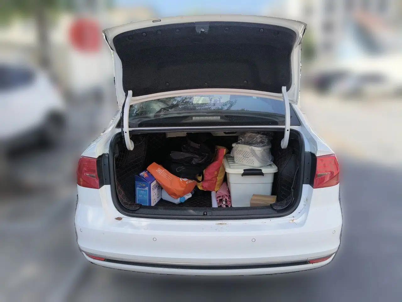 Volkswagen Bora 2017 1.6L Automatic Comfort Model — миниатюра 19