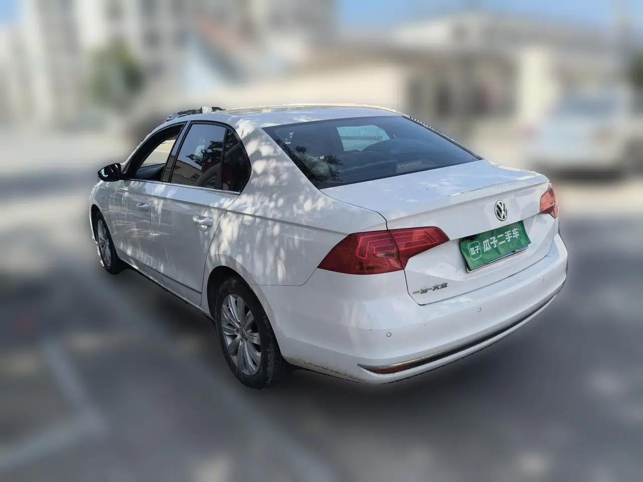 Volkswagen Bora 2017 1.6L Automatic Comfort Model — миниатюра 4