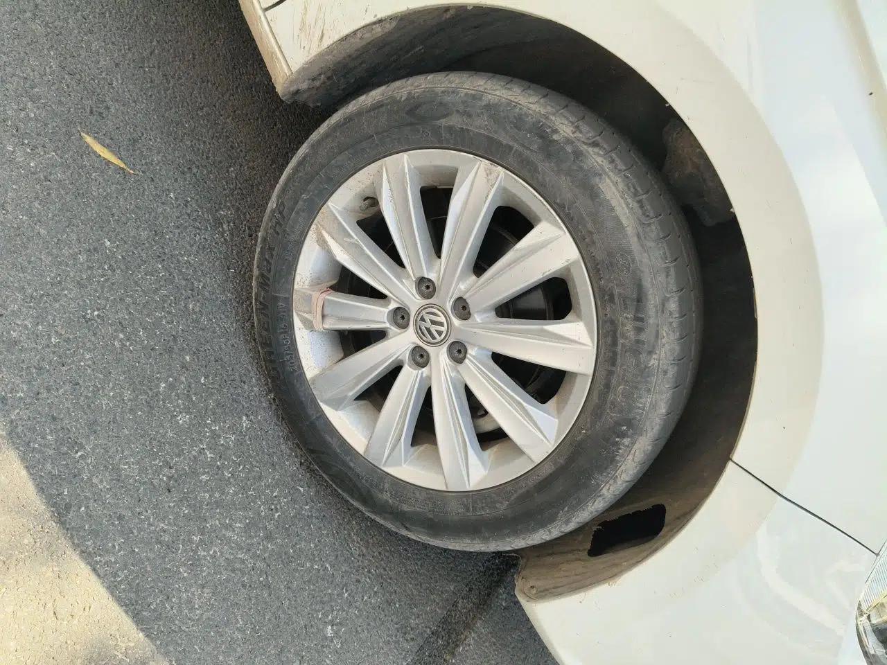 Volkswagen Bora 2017 1.6L Automatic Comfort Model — миниатюра 8