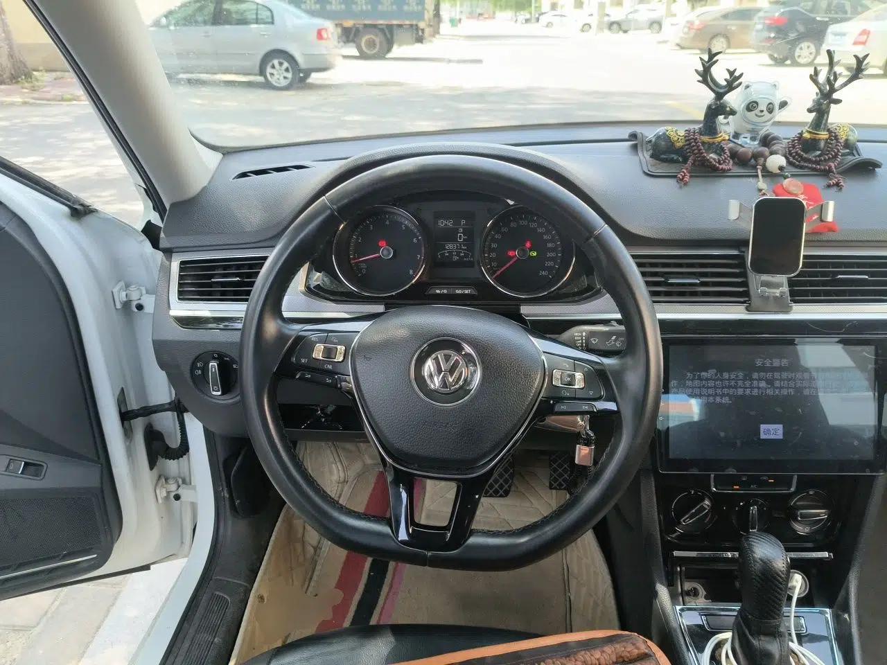 Volkswagen Bora 2017 1.6L Automatic Comfort Model — миниатюра 10