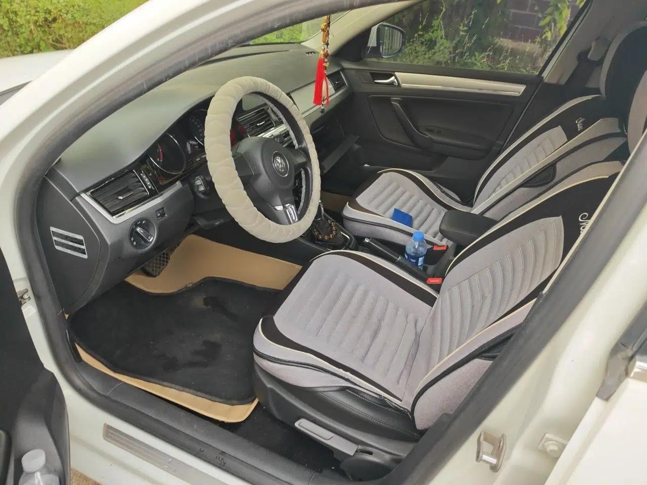 Volkswagen Bora 2014 1.6L Automatic Comfort Model — миниатюра 15