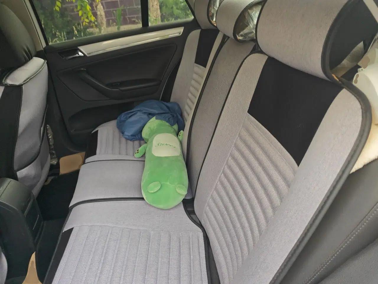 Volkswagen Bora 2014 1.6L Automatic Comfort Model — миниатюра 17