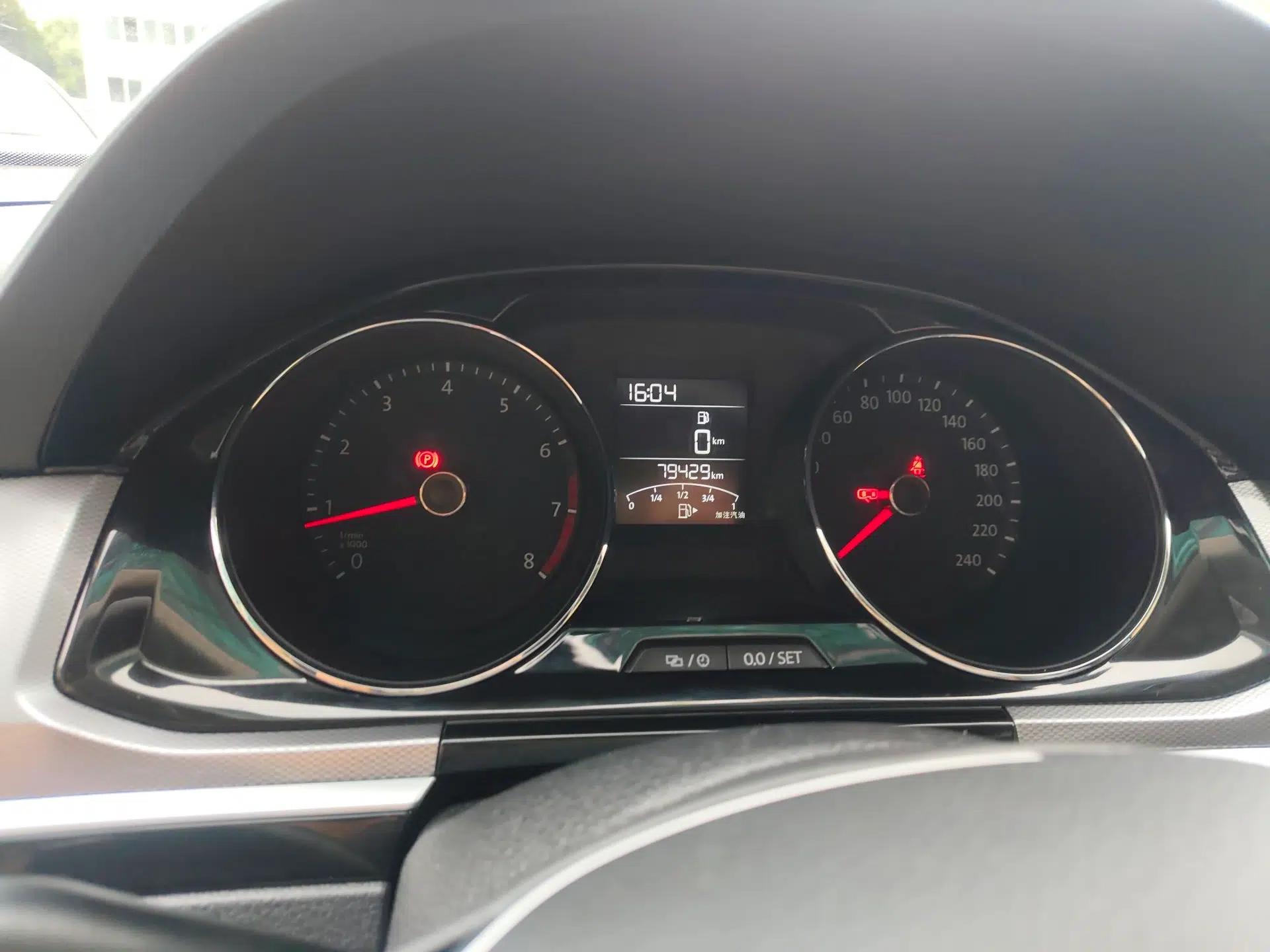 Volkswagen Bora 2016 230TSI Manual Comfort Version — миниатюра 19