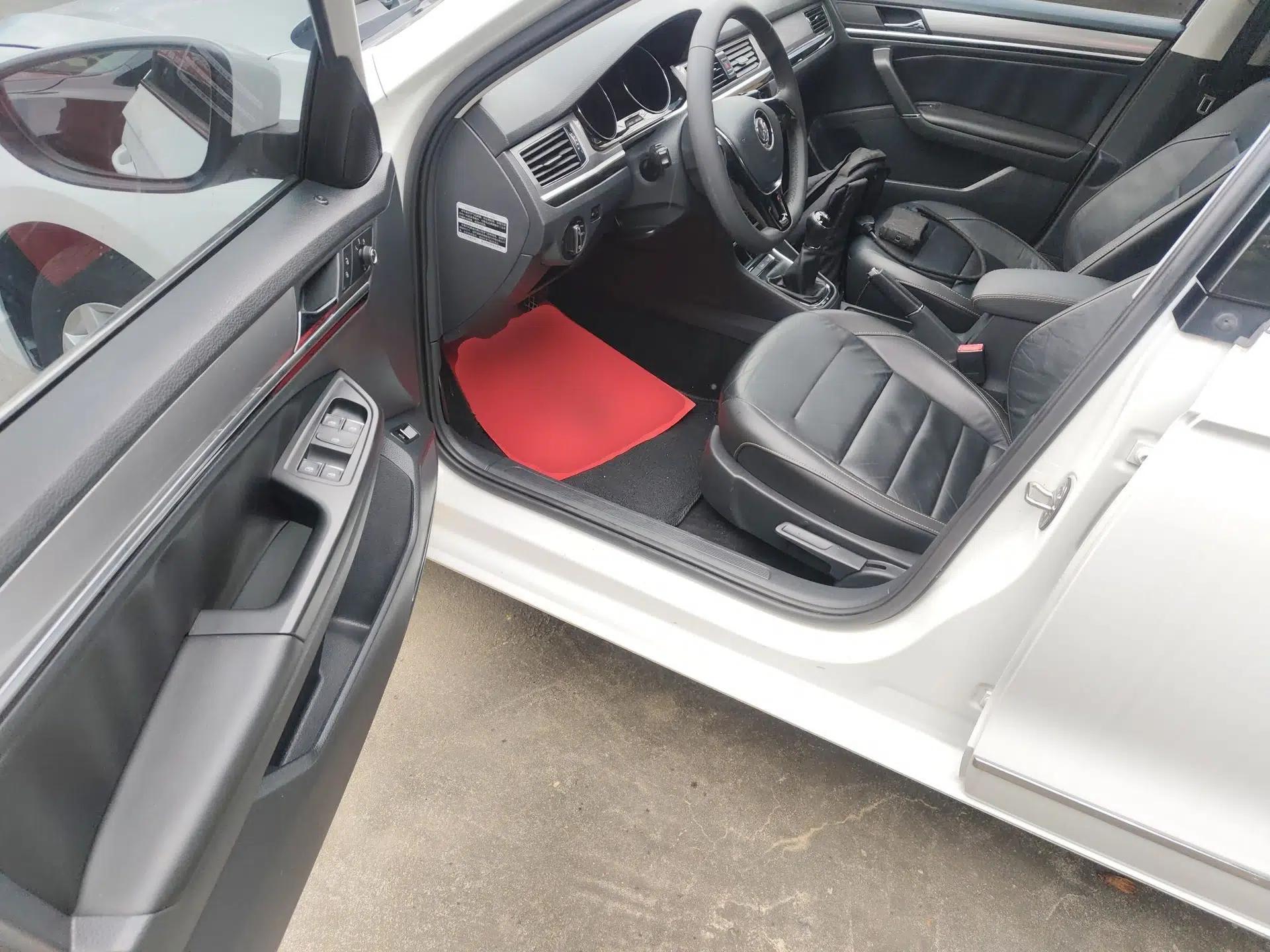 Volkswagen Bora 2016 230TSI Manual Comfort Version — миниатюра 23